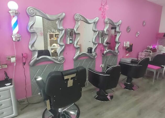 Image gallery The Pink Salon 1