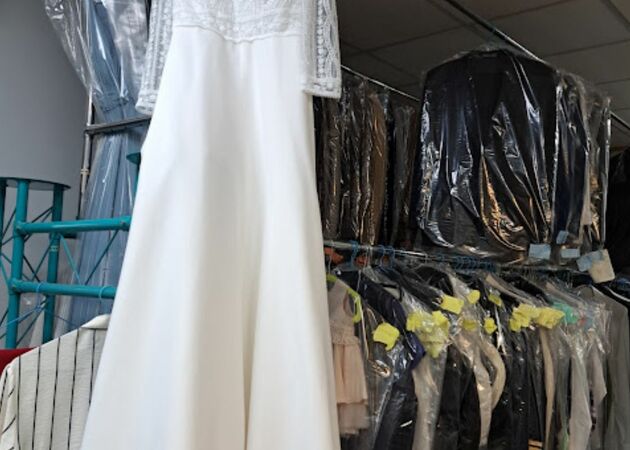 Image gallery Pressto Dry Cleaners 1