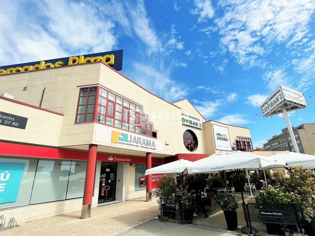 Thumbnail Covibar 2 open shopping center