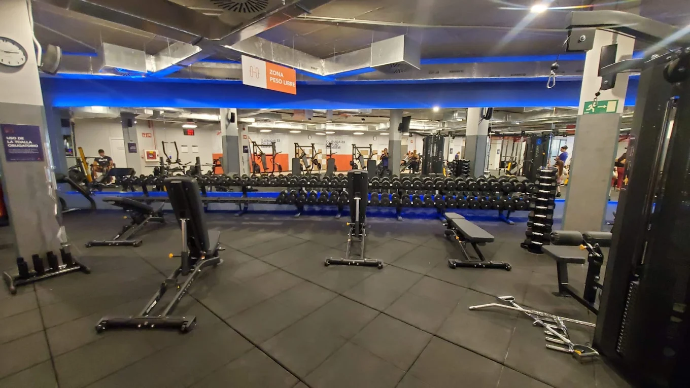 Titelbild VivaGym Rivas Bulevar Fitnessstudio