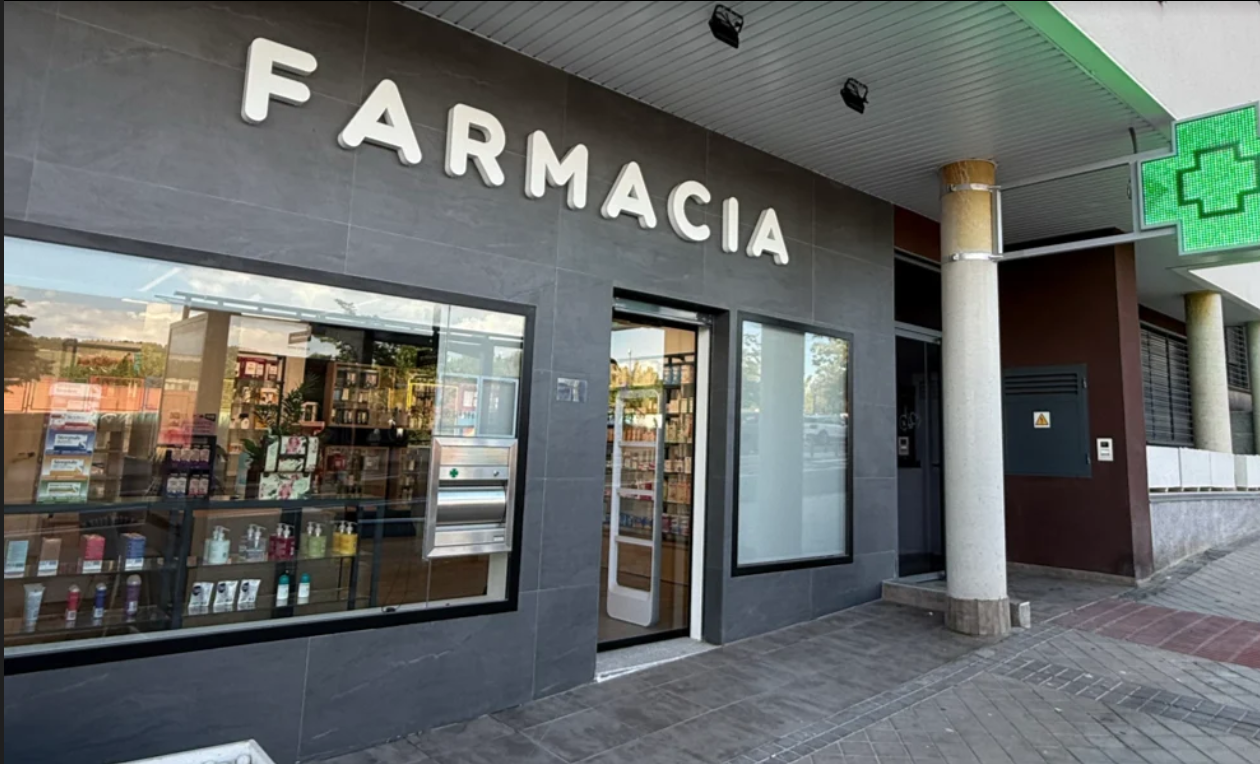 Thumbnail Aurora Reillo Martin Pharmacy